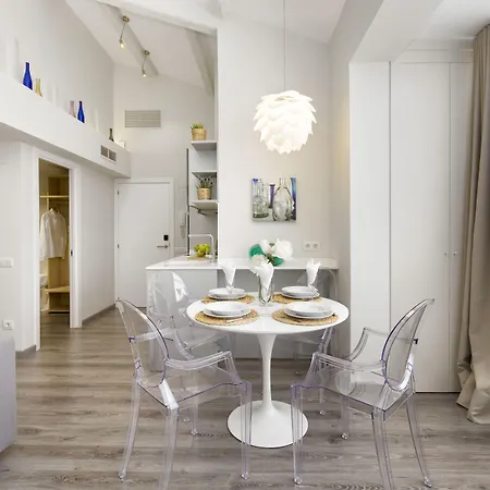 Eixample Building By Mercedes Heritage