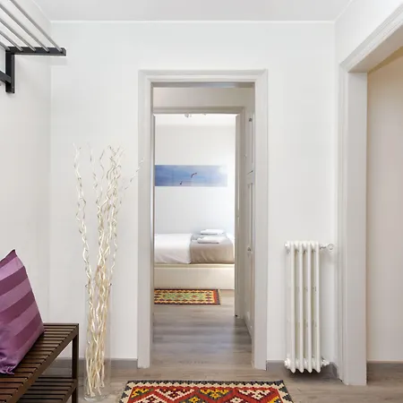 Eixample Building By Mercedes Heritage *