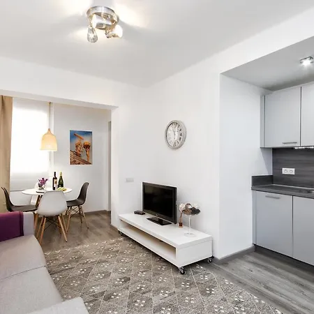 Apartment Eixample Building By Mercedes Heritage