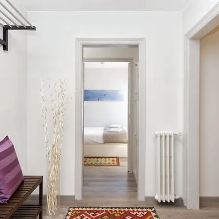 Apartment Eixample Building By Mercedes Heritage Barcelona