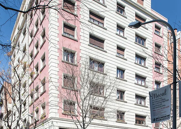 Eixample Building By Mercedes Heritage Barcelona